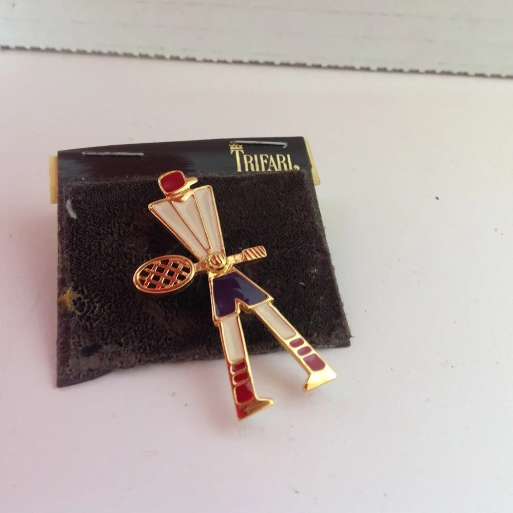 Trifari designer gold